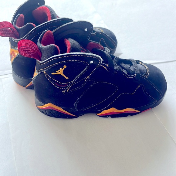 Air Jordan Retro **RARE** - Picture 1 of 6